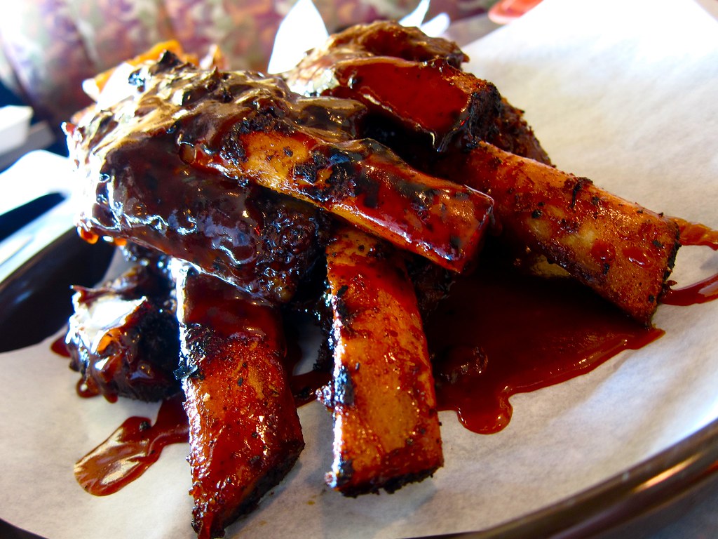 Beef Ribs at Phil's BBQ, San Diego CA djjewelz Flickr