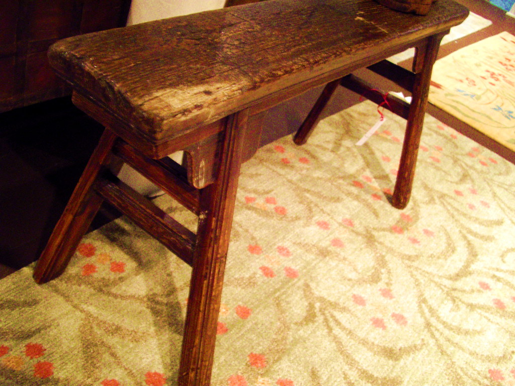 Chinese bench A skinny Chinese bench with a big personalit… Flickr