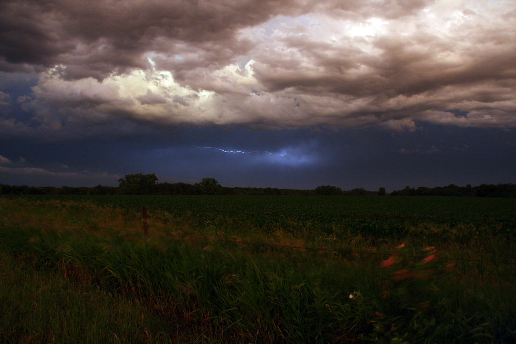 FINALLY! My Lightning Shot! Sheet Lightning? Sheet Lightni… Flickr