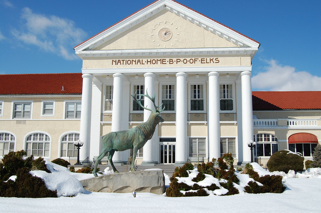 ELKS HOME The Elks National Home is located in Bedford, Vi… Flickr