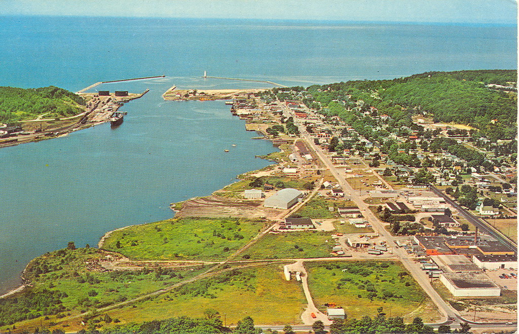 Frankfort MI Aerial looking West to Town and Frankfort Nor… Flickr