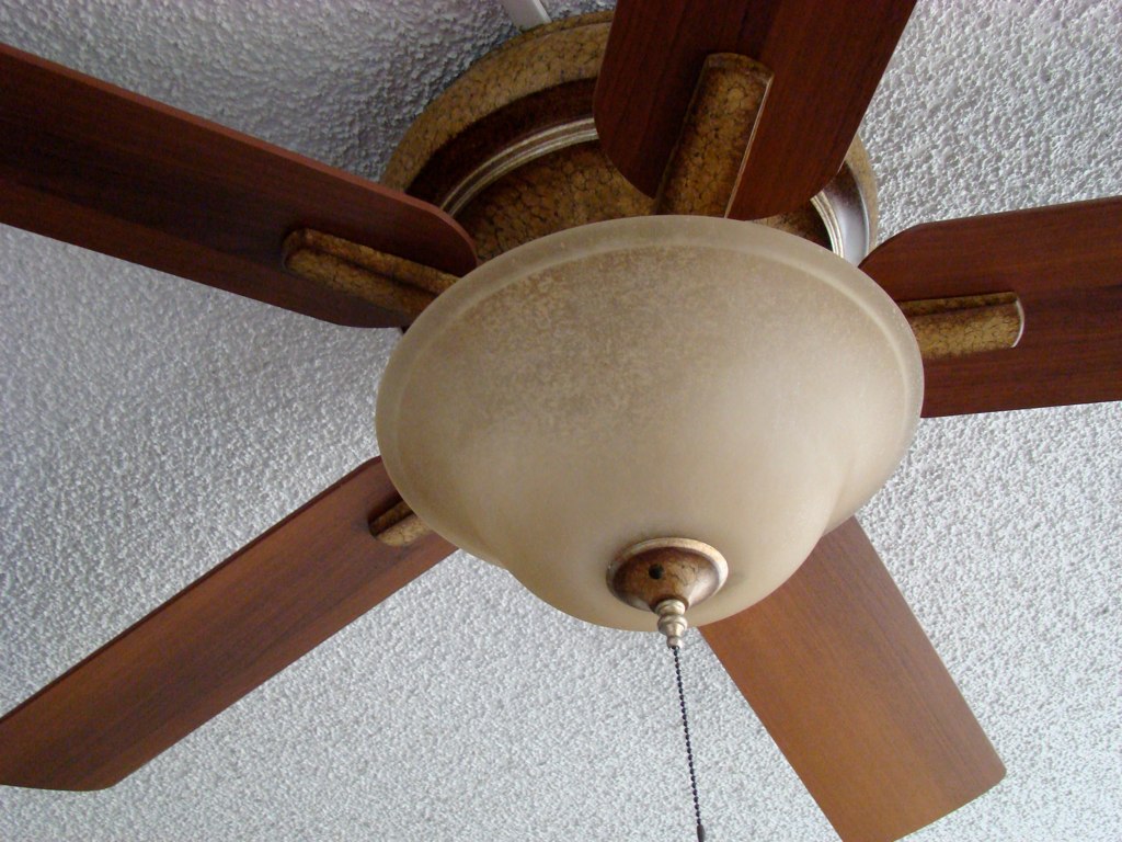 Overhead Ceiling Fans Air conditioning in all rooms as wel… Flickr