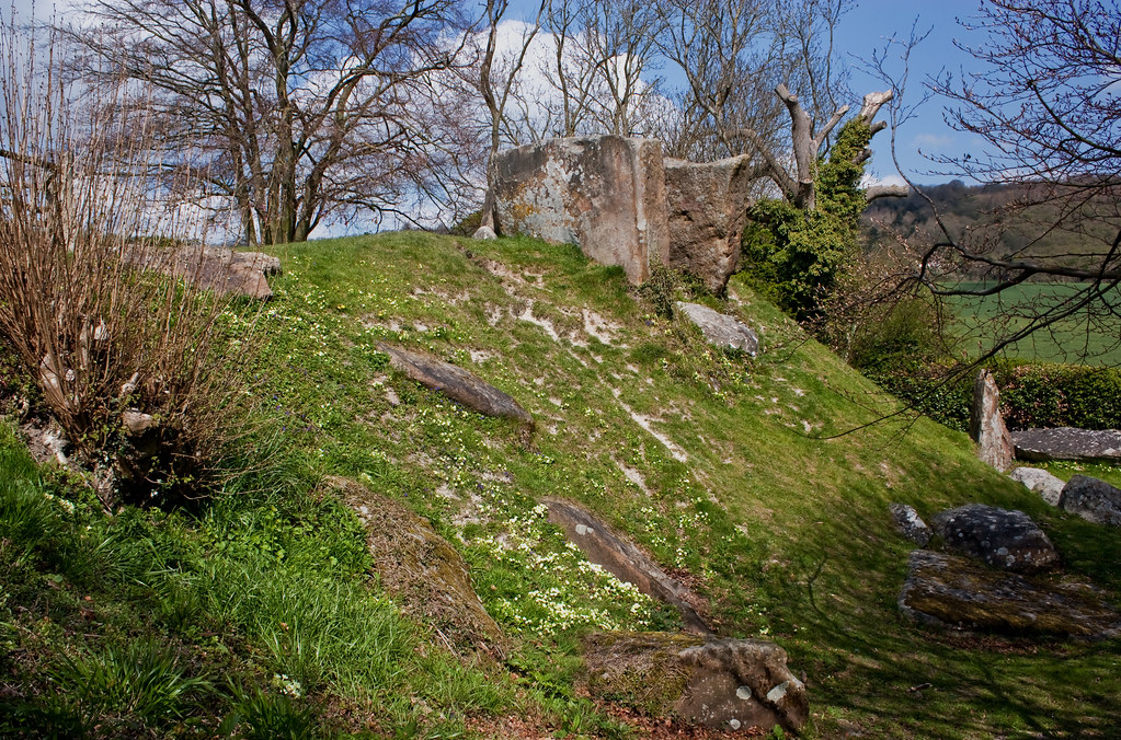 Coldrum Long Barrow Taken on my Weald Way walk. Stuart Flickr