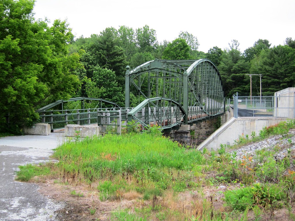 Highgate Falls Parabolic Bridge VT IMG_0217 jdl2000 Flickr