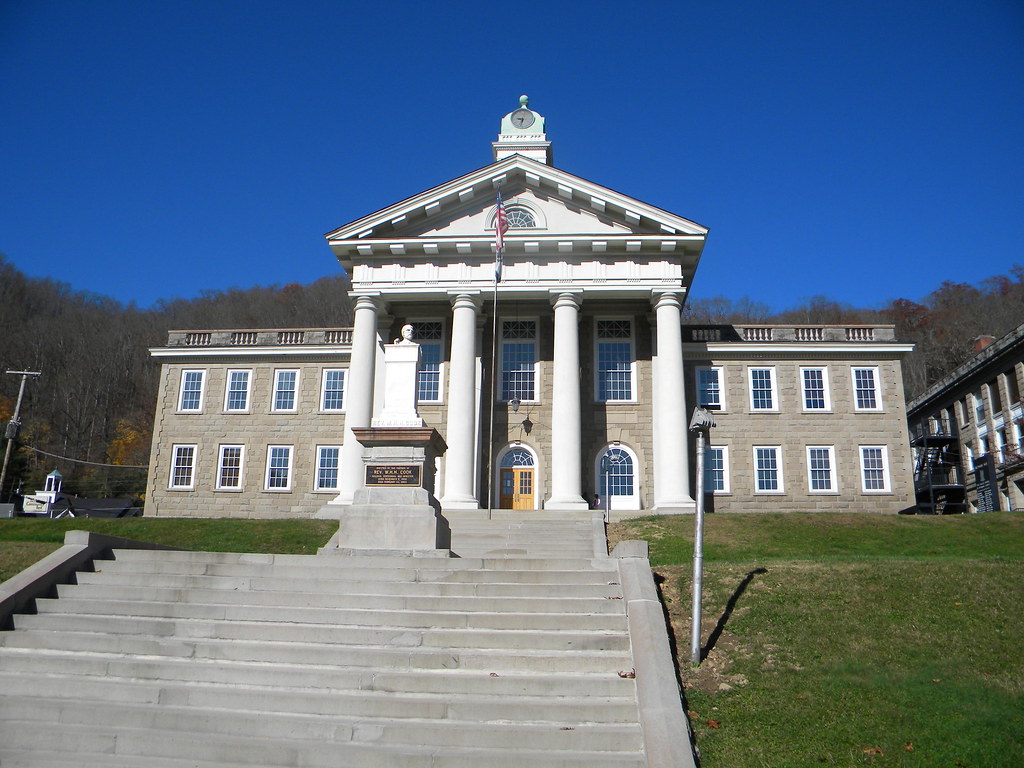 Pineville WV Wyoming County Courthouse Formed in 1850, Wy… Flickr