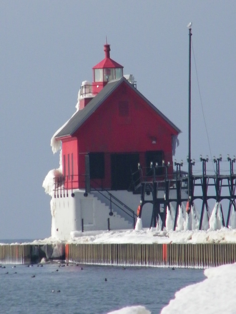 Grand Haven Lighthouse During Winter (Grand Haven, Michiga… Flickr