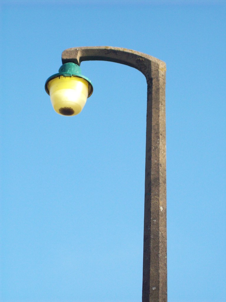 Streetlight in Chapel Lane, Staplehurst On a hexagonal con… Flickr