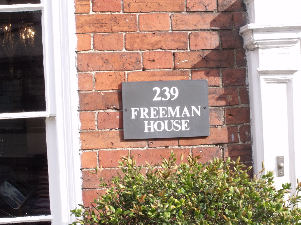 Freeman House, 239 High Street, HenleyinArden sign Flickr