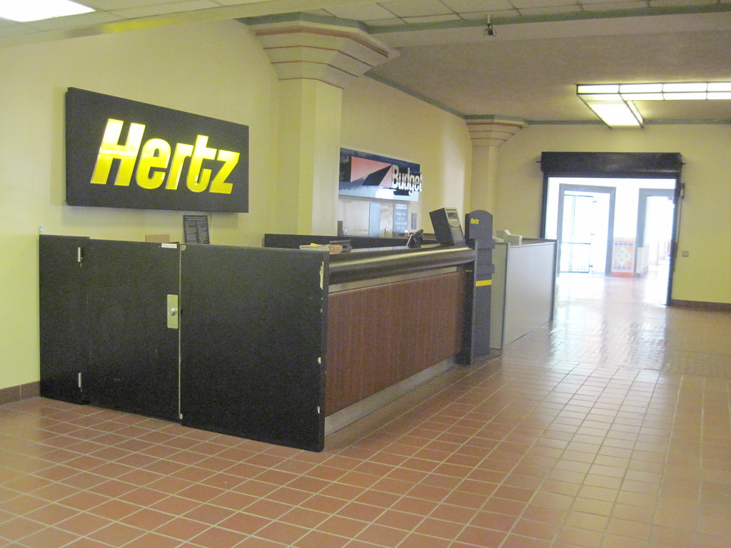 Hertz and Budget at Union Station With Famima!! and other … Flickr