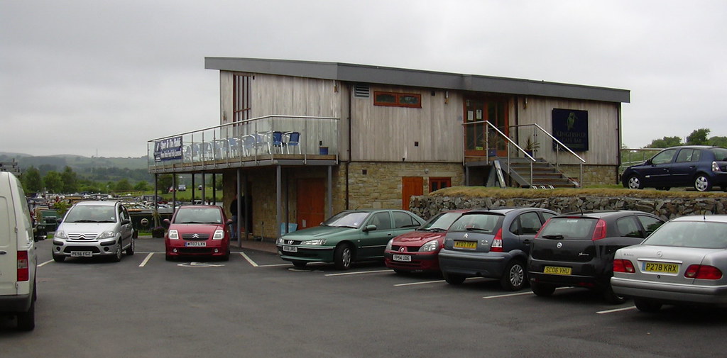 "Kingfisher Cafe Bar" Reedley Marina, Barden Lane, Burnley… Flickr