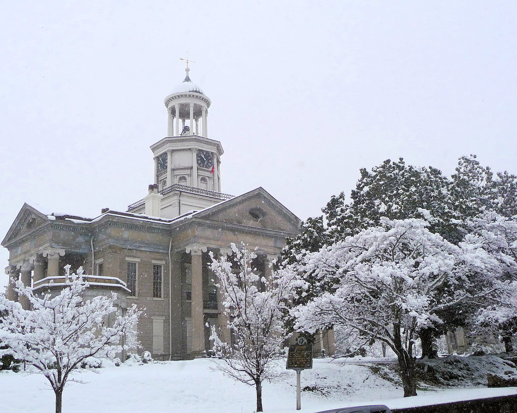 Snow at the old Vicksburg Mississippi Courthouse Be true t… Flickr