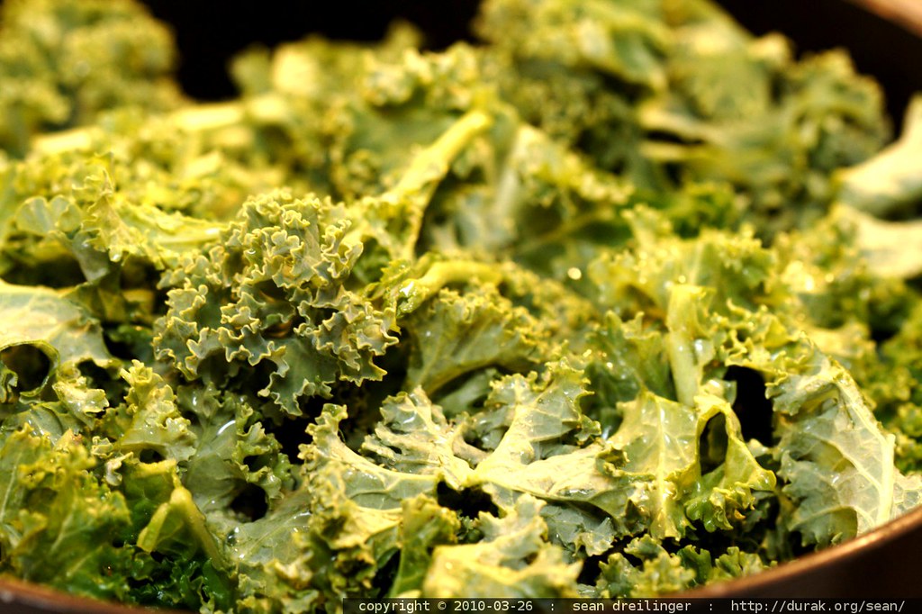 raw kale, about to be cooked _MG_8918.ufraw copyright © … Flickr
