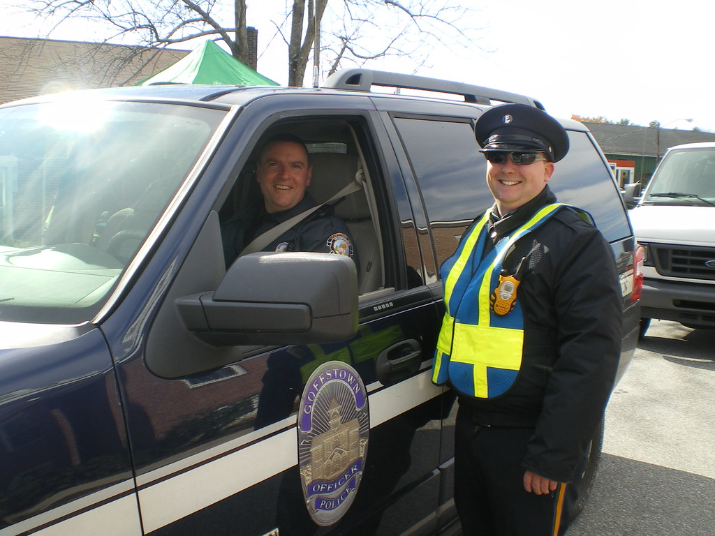 Traffic Detail 7 Goffstown, NH Police Explorers directing … Flickr