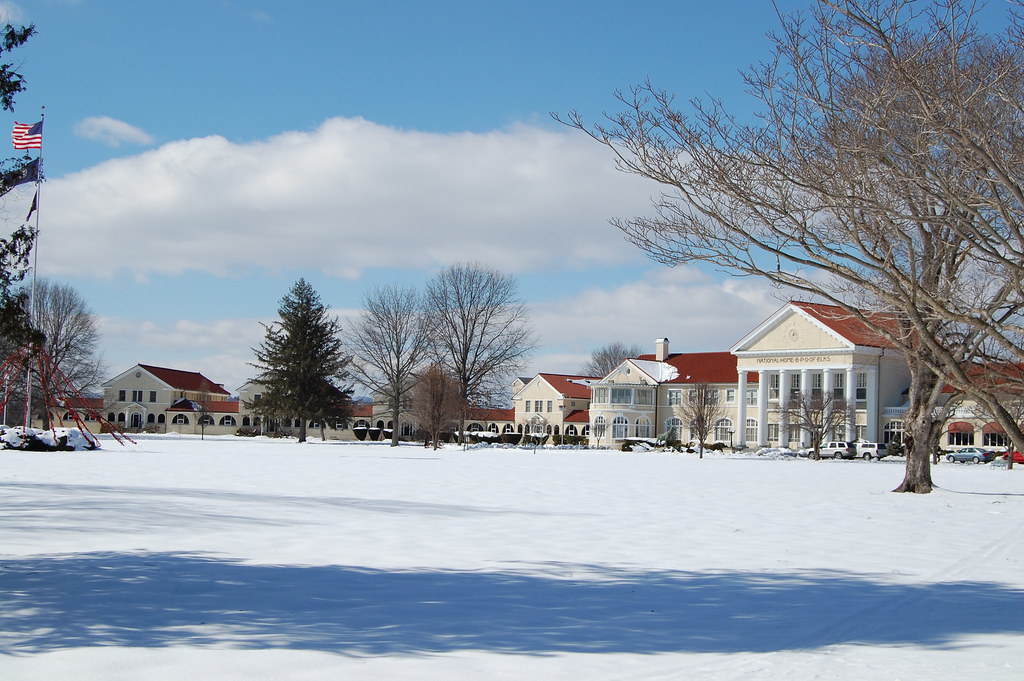 ELKS HOME The Elks National Home is located in Bedford, Vi… Flickr
