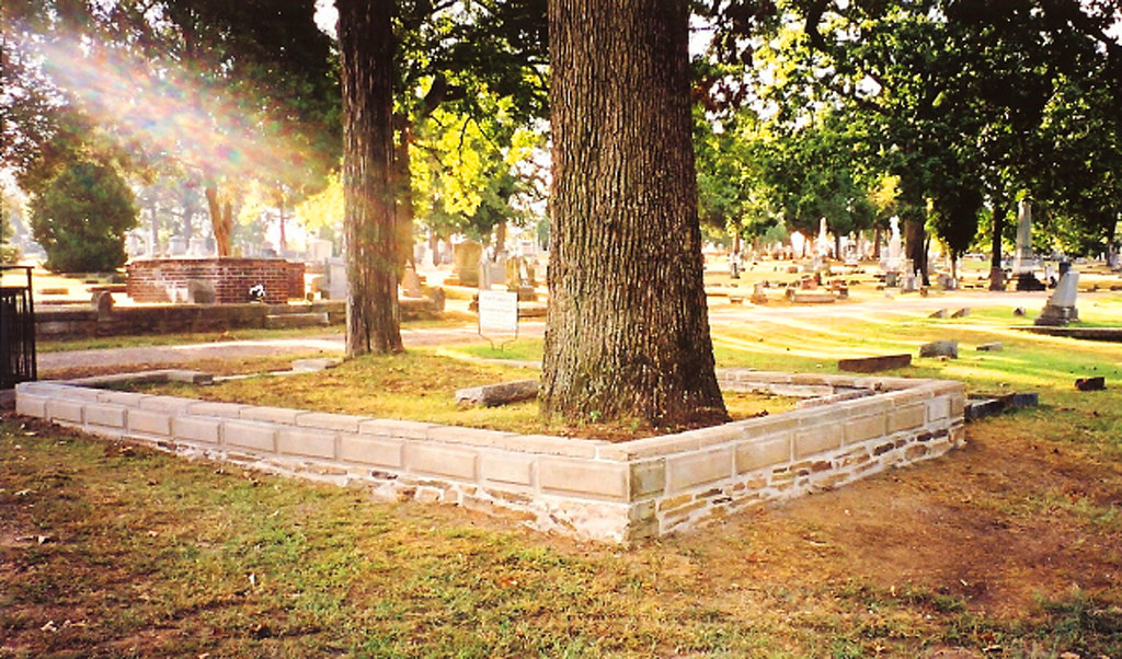 Oak Cemetery in Fort Smith, Arkansas Fort Smith Parks and Recreation