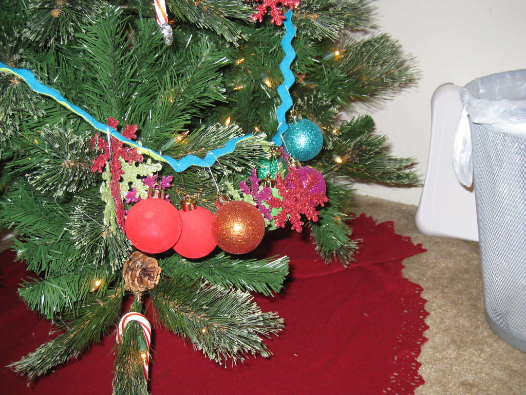 decorating the christmas tree bent&wiggly Flickr