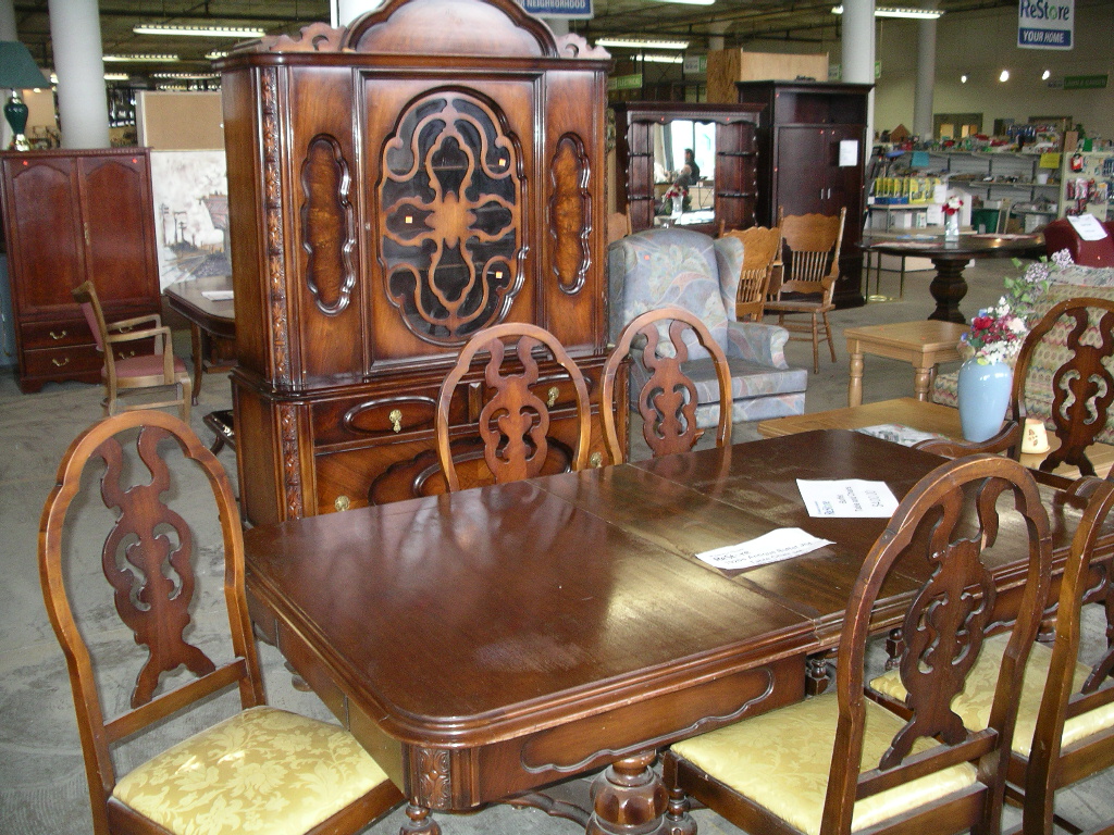1920s Antique Dining Room Set 400 Table, 6 chairs and buf… Flickr