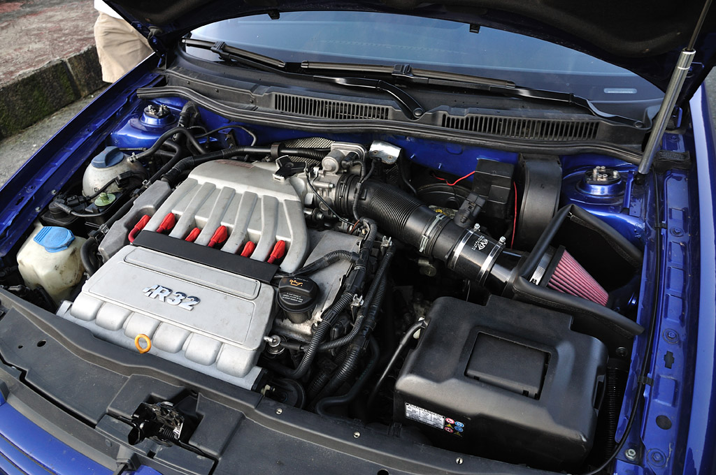 Vw R32 Mk4 Engine