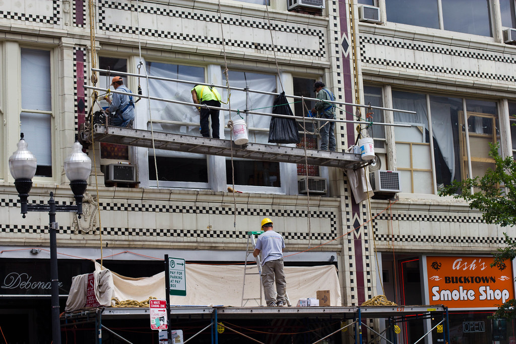 Window cleaners on Milwaukee Ave in Wicker Park David Hilowitz Flickr