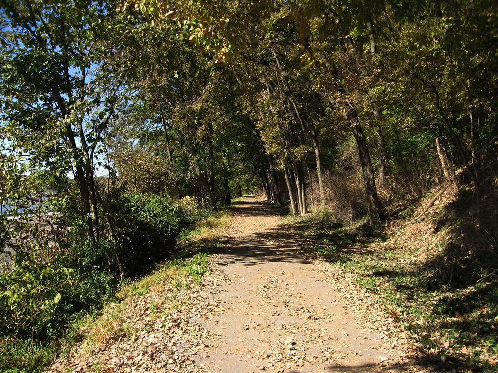 IMG_0883 Great River Road Bike Trail Godfrey, IL jabdb Flickr