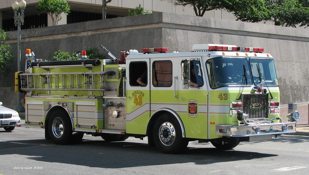 Naval District Washington DC Fire Dept Engine 43 a photo on Flickriver