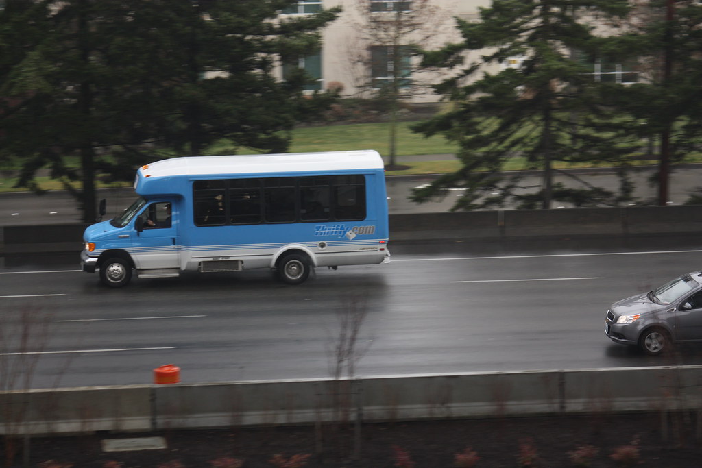 Thrifty Car Rental Shuttle El Dorado Aerotech on a Ford E… Flickr
