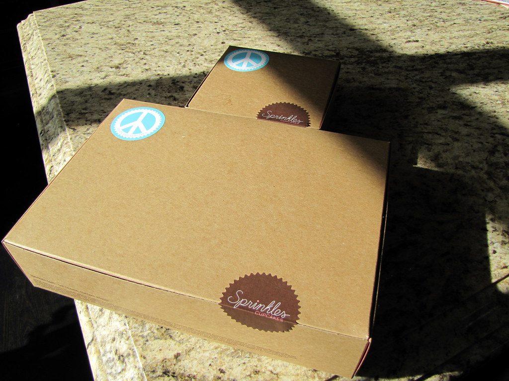 Sprinkles Cupcakes in Dallas TX January 2010 A visit to Sp… Flickr