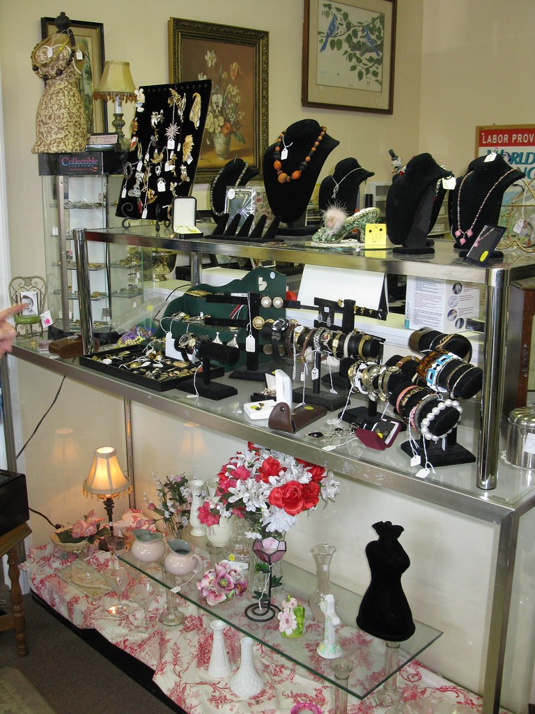 To Every Nation Thrift Store Jewelry at the new 43rd Avenu… Flickr
