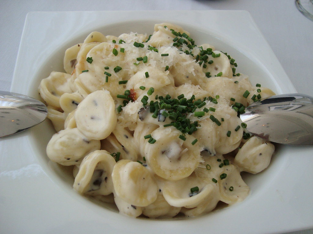 Black Truffle Mac 'n Cheese orrechiette pasta, chives, bla… Flickr