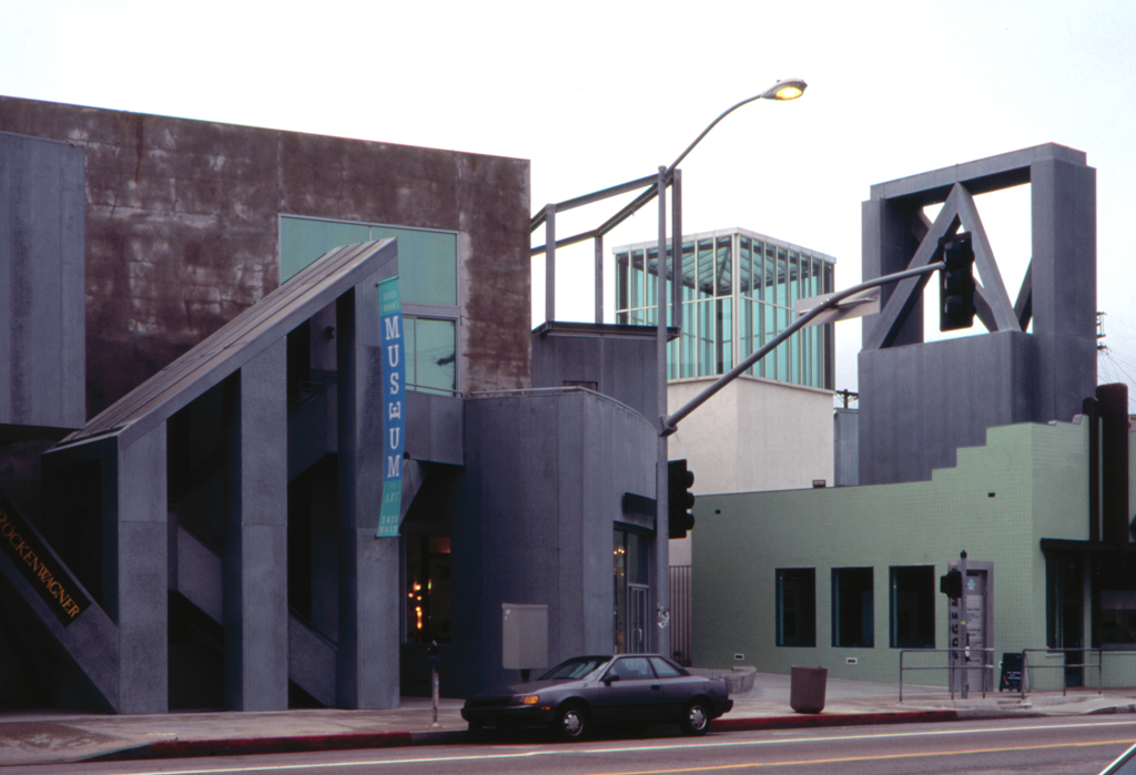 Santa Monica Edgemar Center 198788 Architect Frank Gehry… Flickr