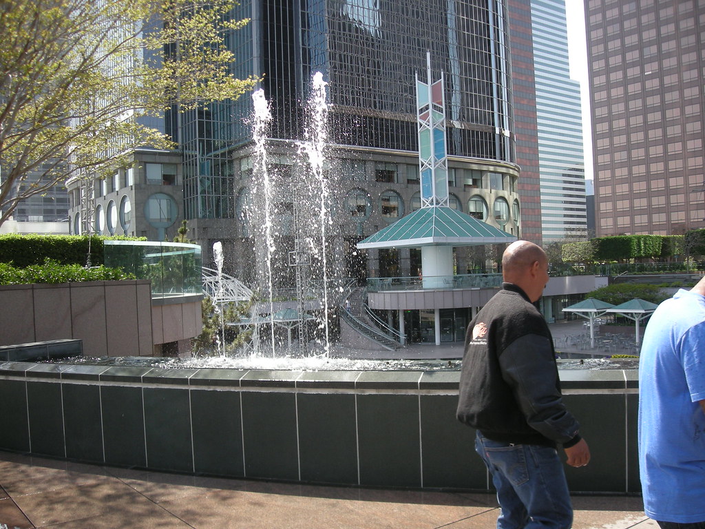 2010.4.12 Streetcar + Artesia Transit Center 022 UCLA Transportation
