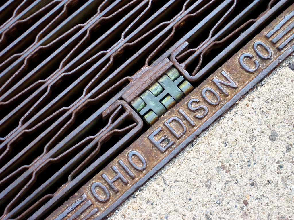 Ohio Edison, Youngtown, OH Grate on a Youngstown, Ohio sid… Flickr