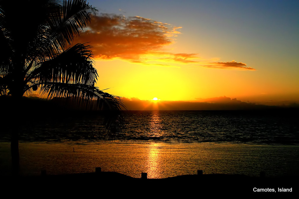 Sunrise Sunrise after my morning prayer in Tudela, Poro Is… Flickr