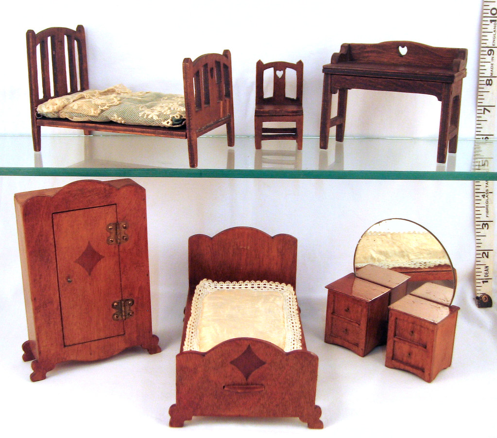 Antique & Vintage Dolls House Furniture IMG_7503 Flickr