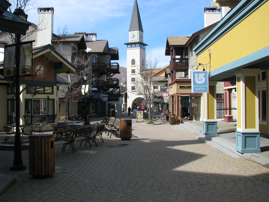 Stratton Mountain Ski Resort Stratton, Vermont. Russ Glasson Flickr