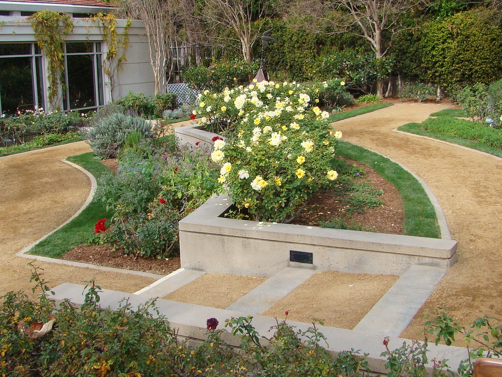 Yorba Linda, California Pat Nixon Rose Garden Adjacent … Flickr