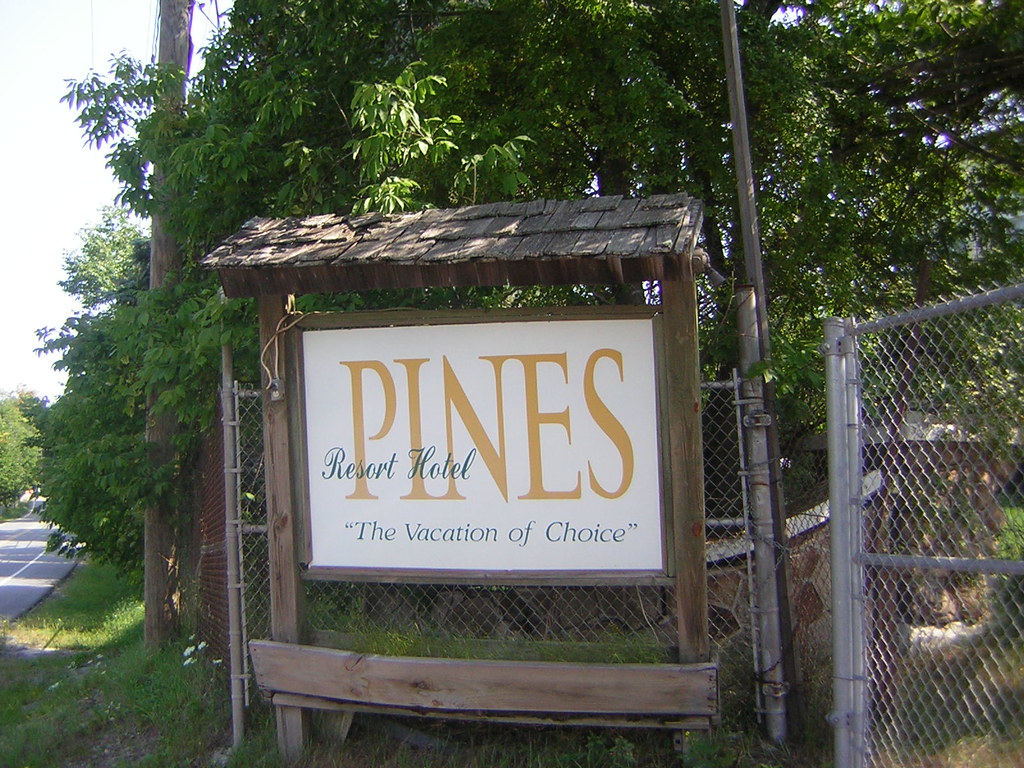 The Pines South Fallsburg, NY Sign at main entrance. The … Flickr