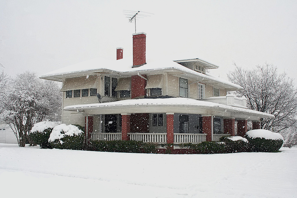 Mary Wiggins House This old house on East College… Flickr