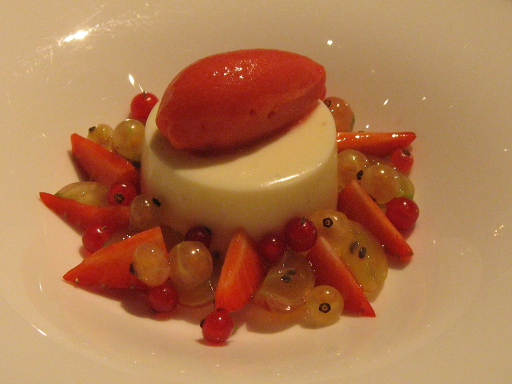 The MAZE (by Gordon Ramsay) Crème fraîche panna cotta, mar… Flickr