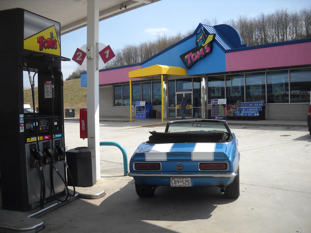 bill edgars camaro at toms gas station in shrewsbury pa. Flickr