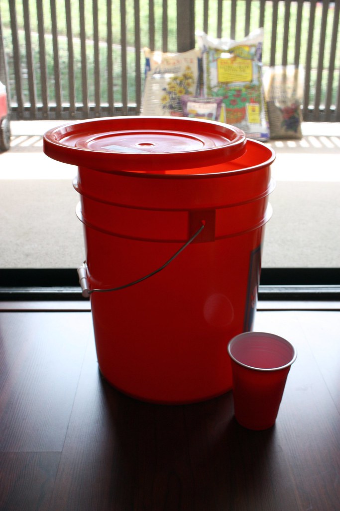 Self Watering Container 5 gallon Home Depot bucket used as… Flickr