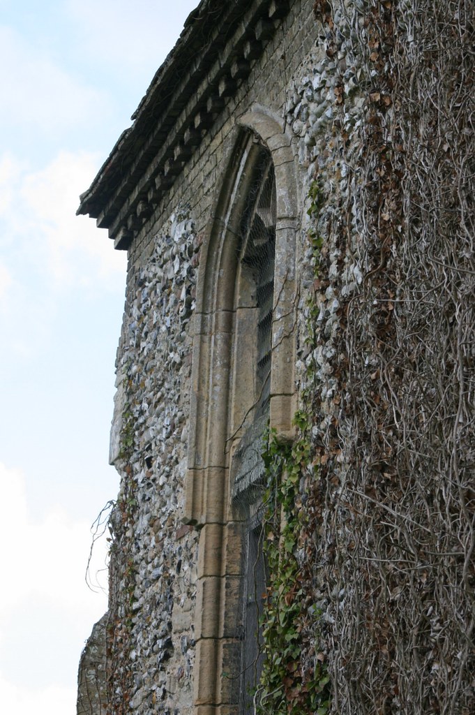 St peter, Eriswell, Suffolk. Disused. Was looking around S… Flickr