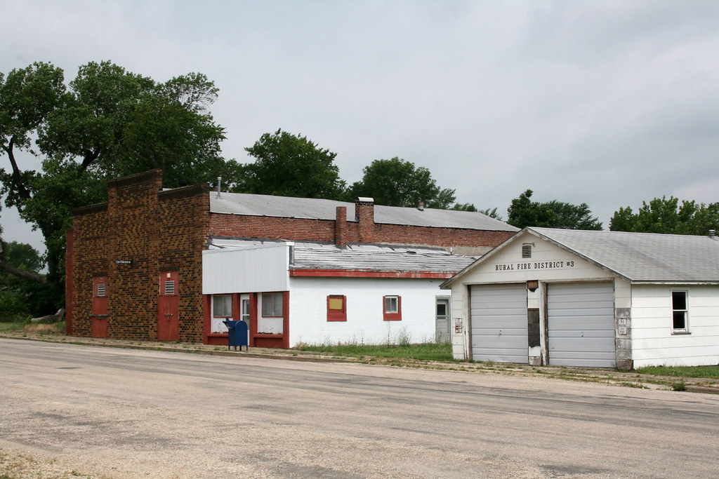 Downtown Savonburg Kansas The downtown business district i… Flickr