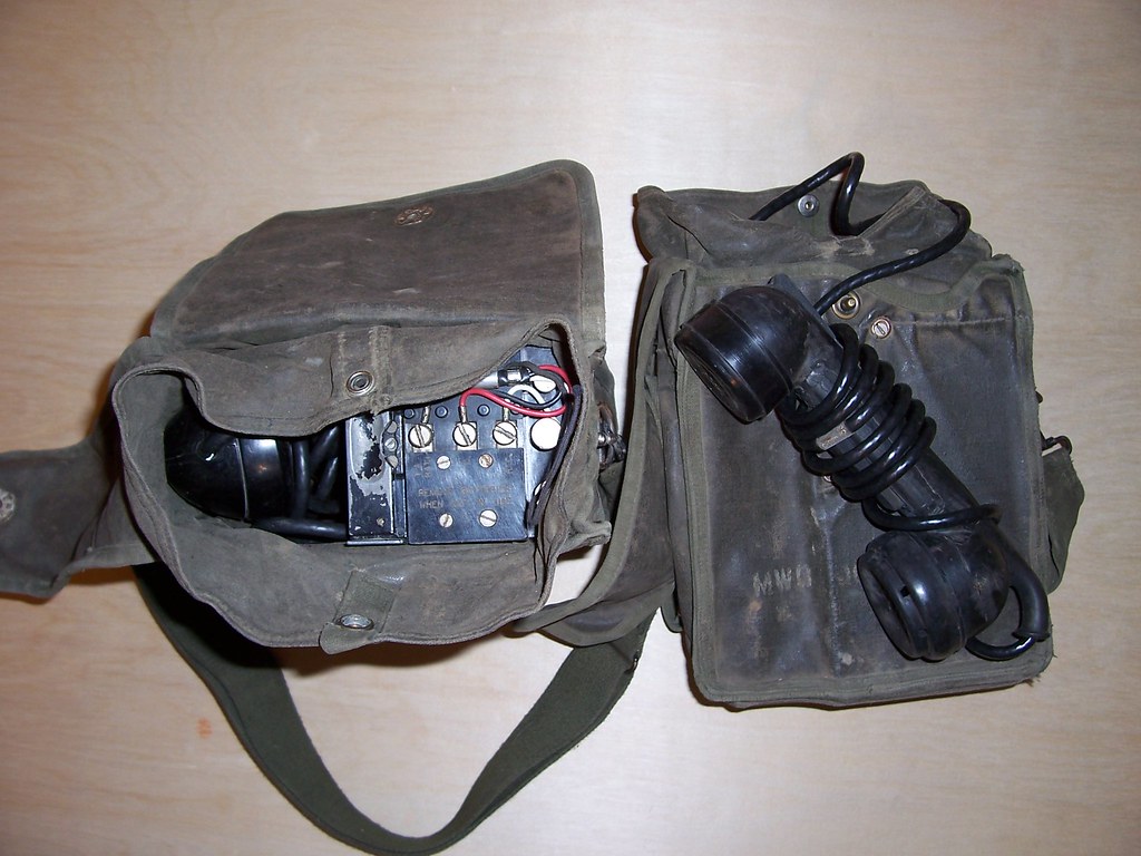 WW2 Field Phones Pair of EE8 Field Phones with TS9 hands… Flickr