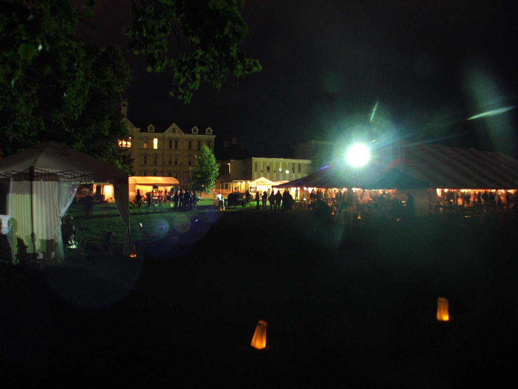 End of the Evening 2009 Traverse City Wine & Art Festival,… Flickr