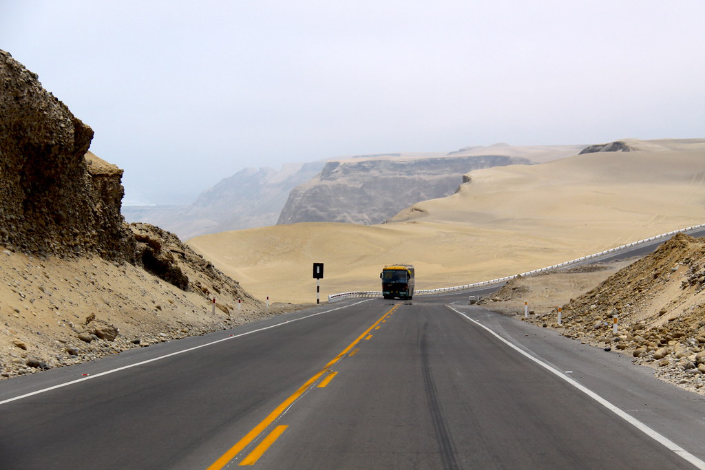 LIMA, PERU PanAmerican Highway fotos de 16032010 Parac… Flickr
