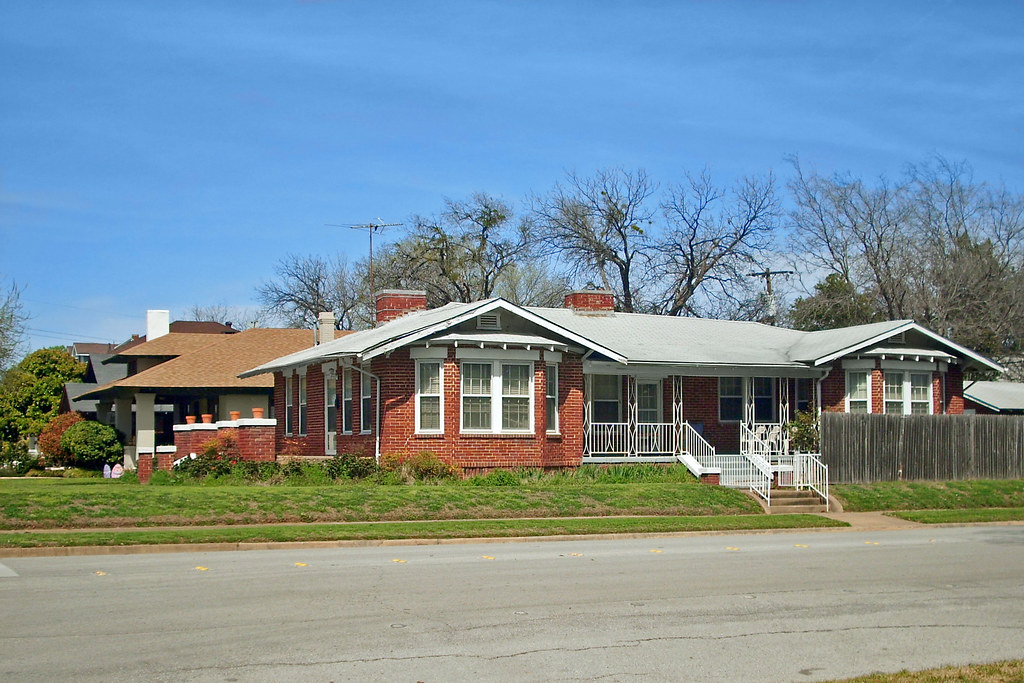 Mistletoe Heights House, Fort Worth A smaller home in the … Flickr