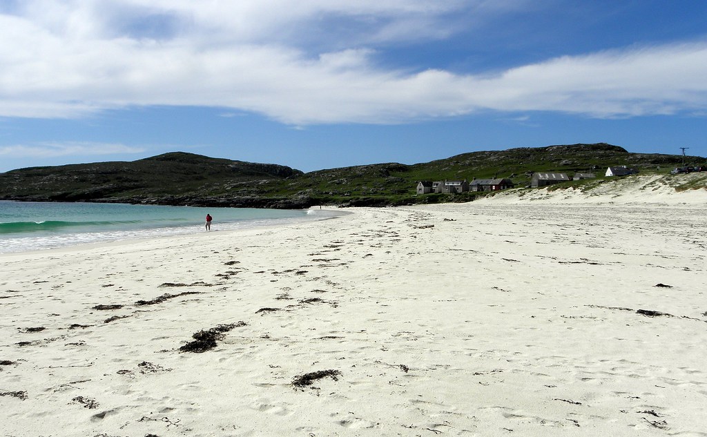 Huisinish beach Huisinish (Scottish Gaelic Hùisinis) is a … Flickr