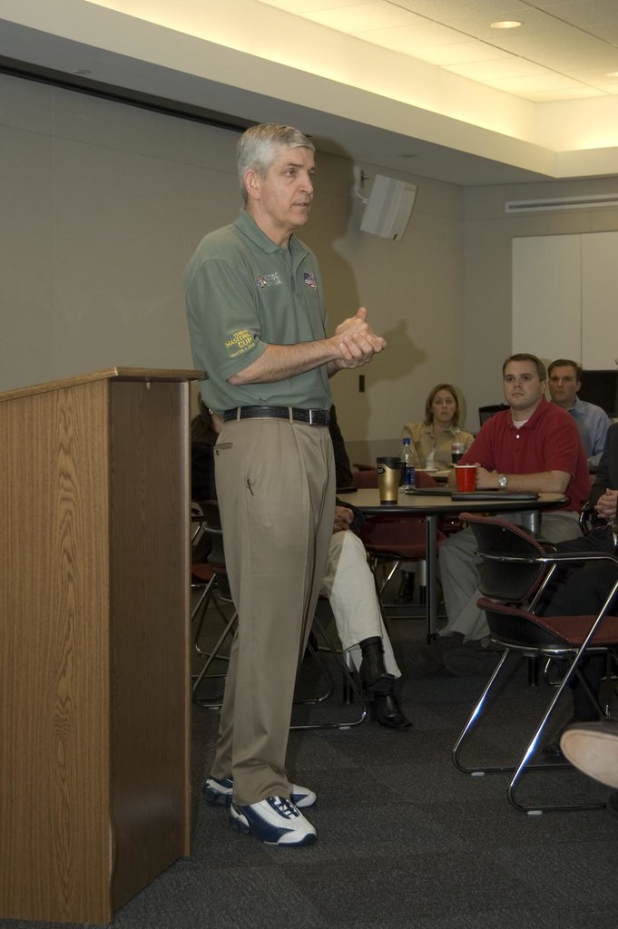 Jim McIngvale visits Mays Founder of Gallery Furniture, Ji… Flickr