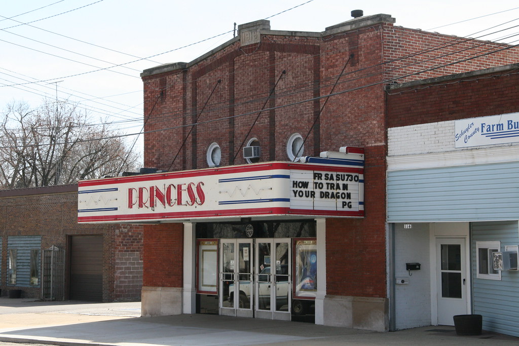 Rushville IL, Rushville Illinois, Movie Theatre, Schuyler … Flickr
